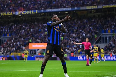 Thuram coraz ważniejszy u Chivu. Kluczowa karta Interu przed meczem z Brugge